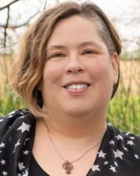 Jo Eckler headshot 250